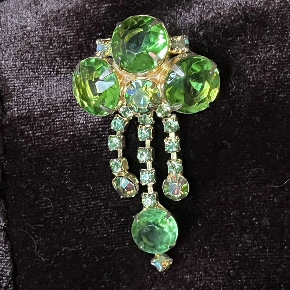 Peridot Brooch Vintage Austria Green Gold Tone Openwork Pin..